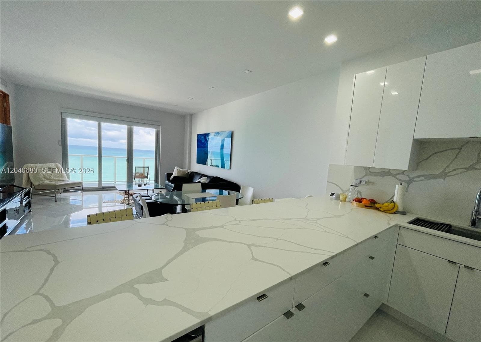 ARLEN BEACH CONDO · #PH08 in Miami Beach - Photo 11