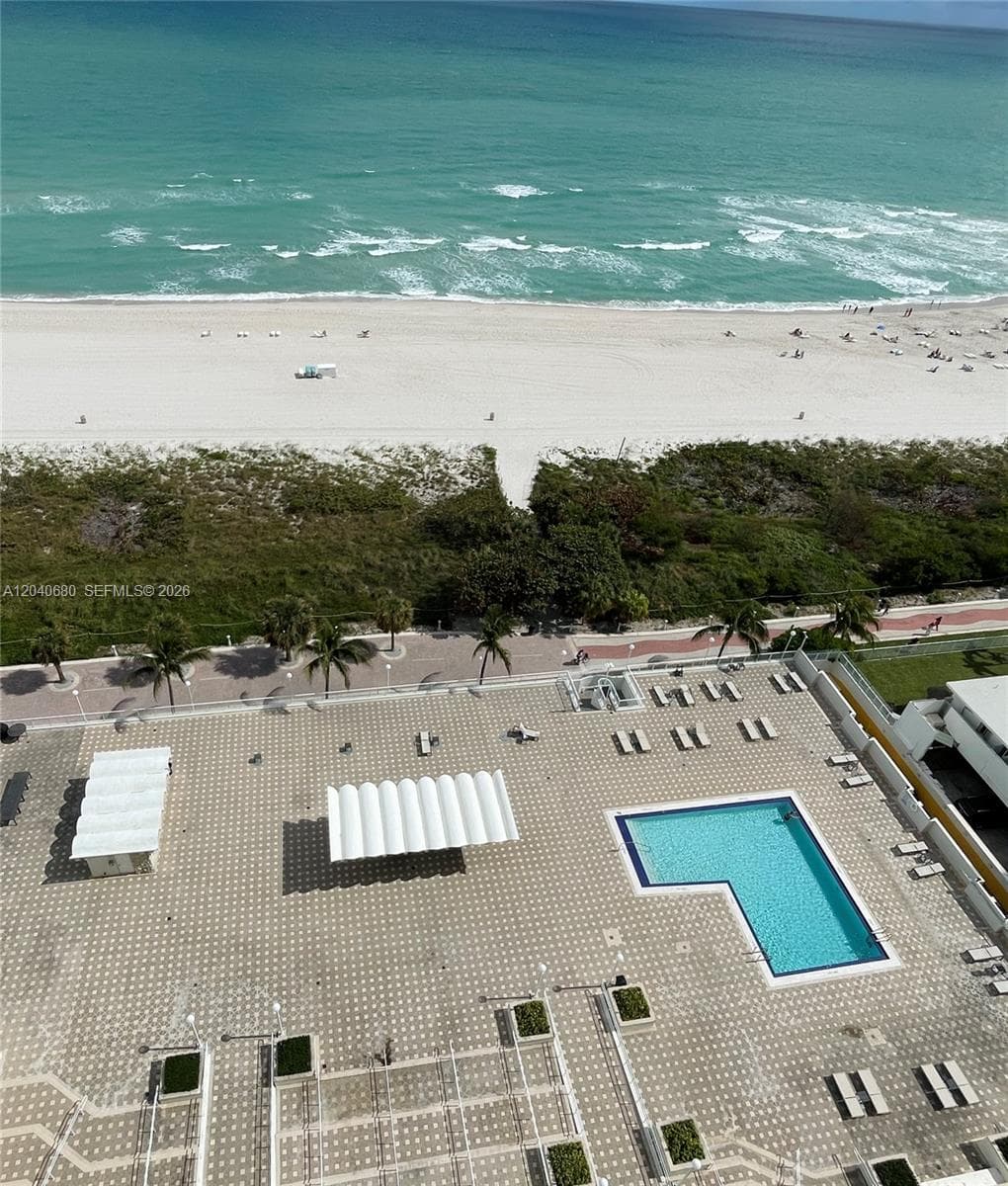 ARLEN BEACH CONDO · #PH08 in Miami Beach - Photo 30