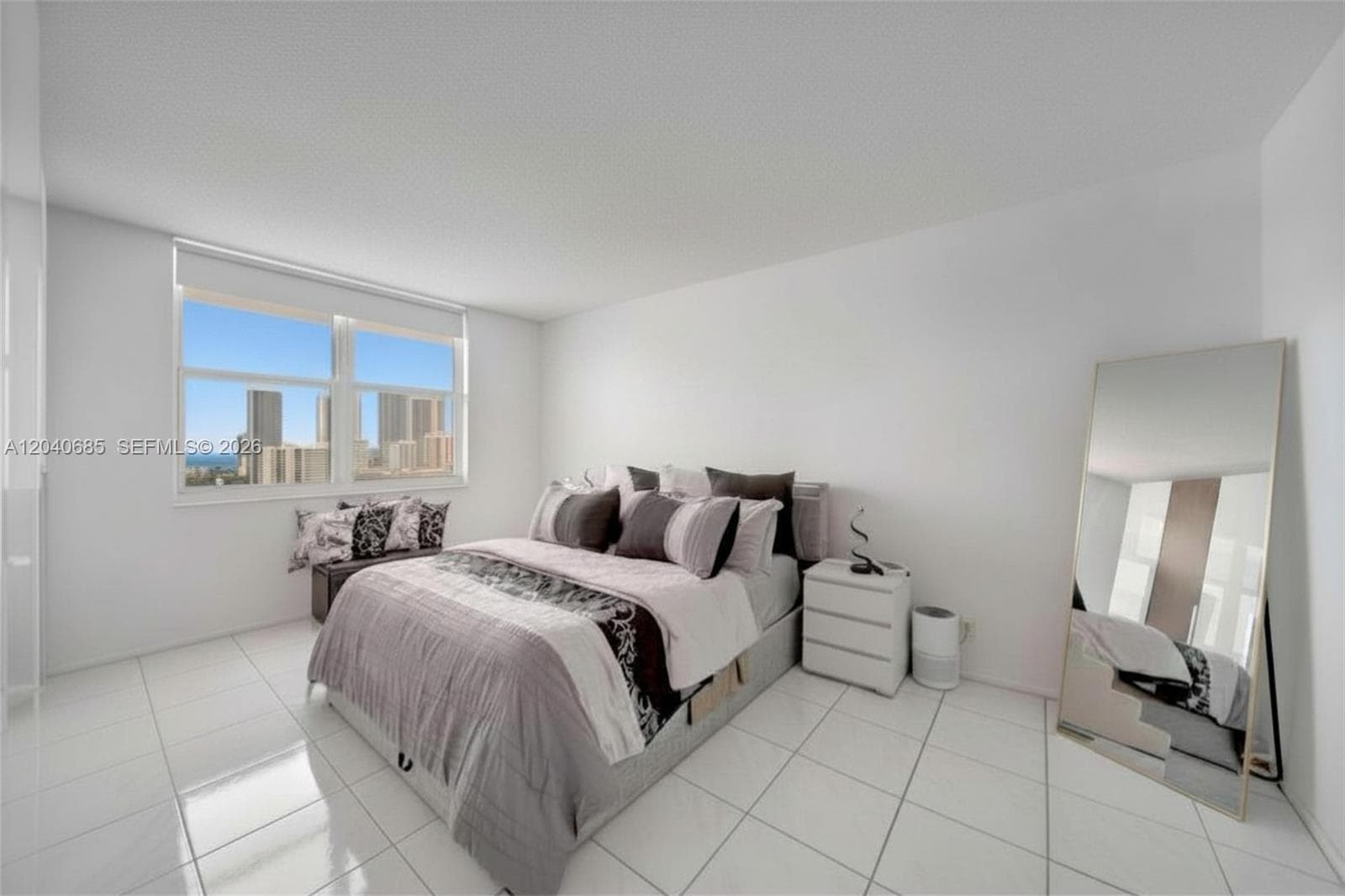 Golden Horn South · #16H in Hallandale Beach - Photo 13