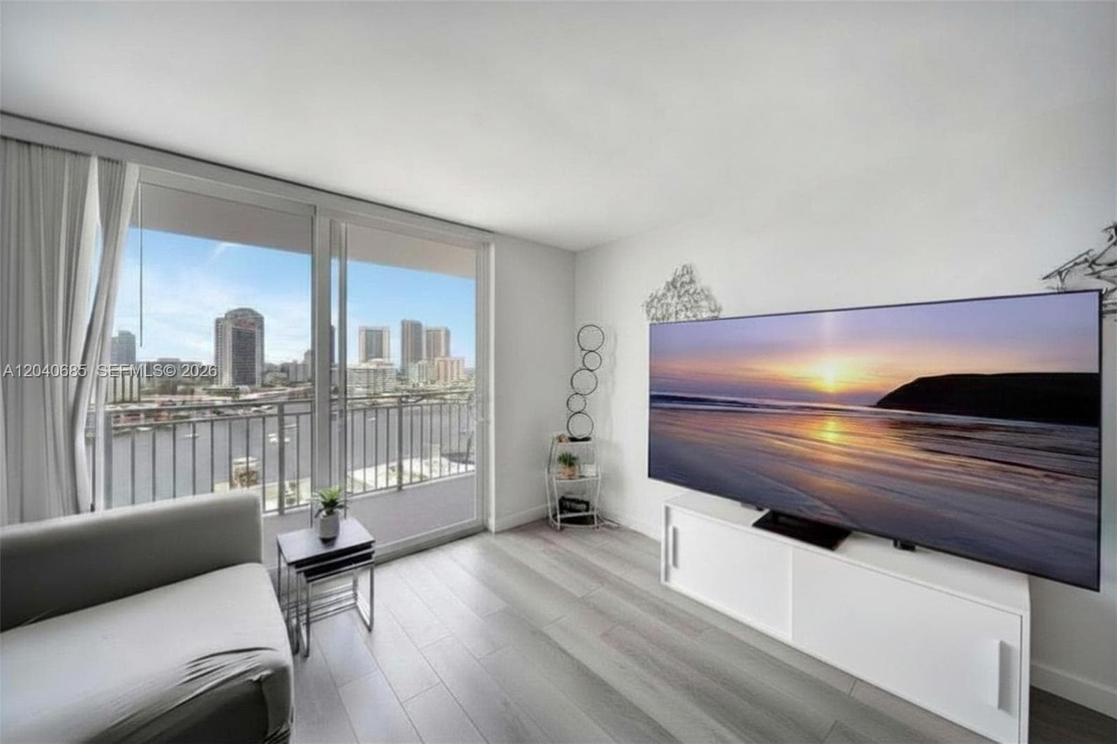 Golden Horn South · #16H in Hallandale Beach - Photo 9