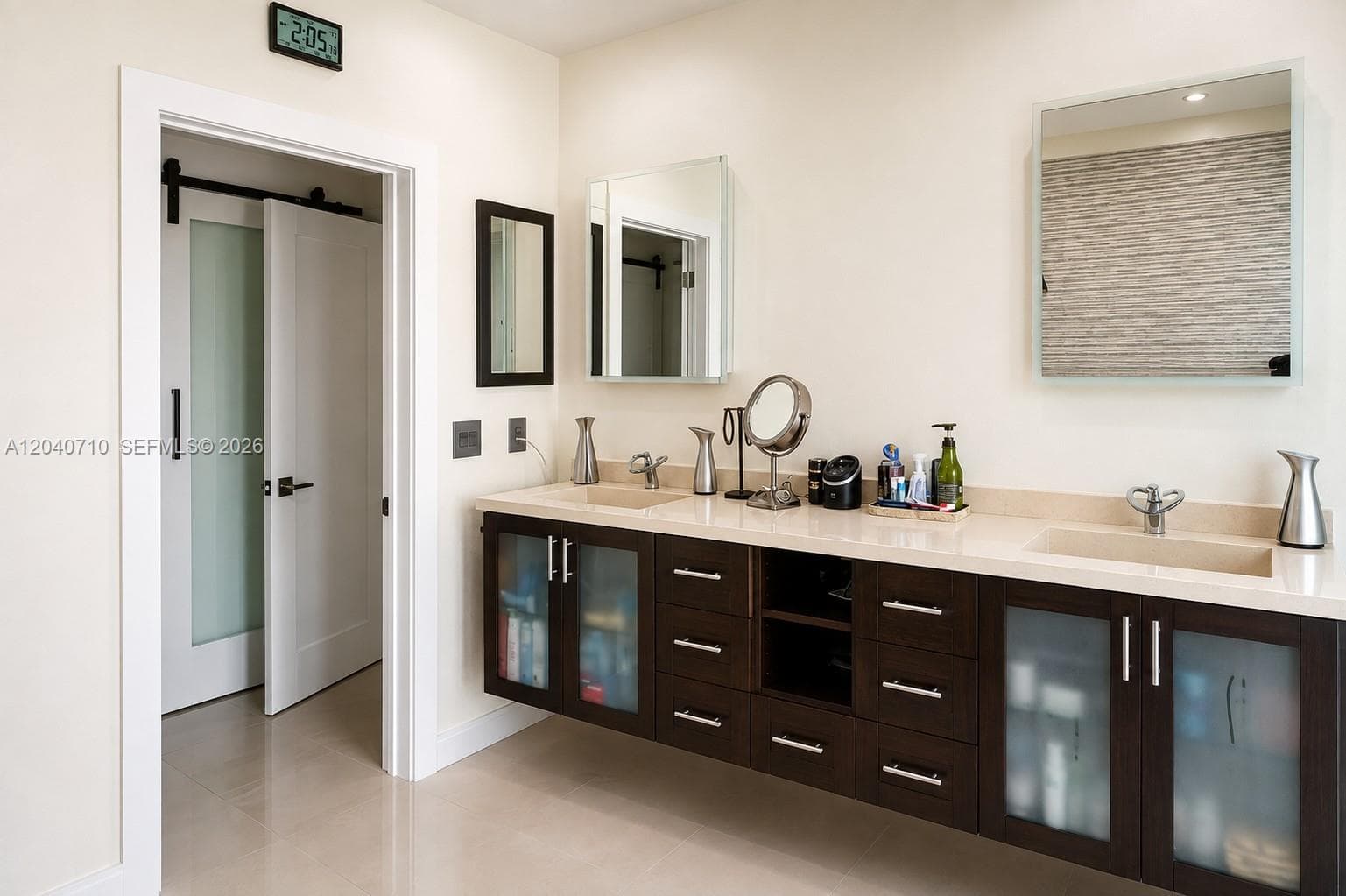 Main Bathroom_1
