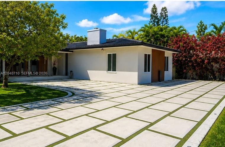 Driveway Left Side