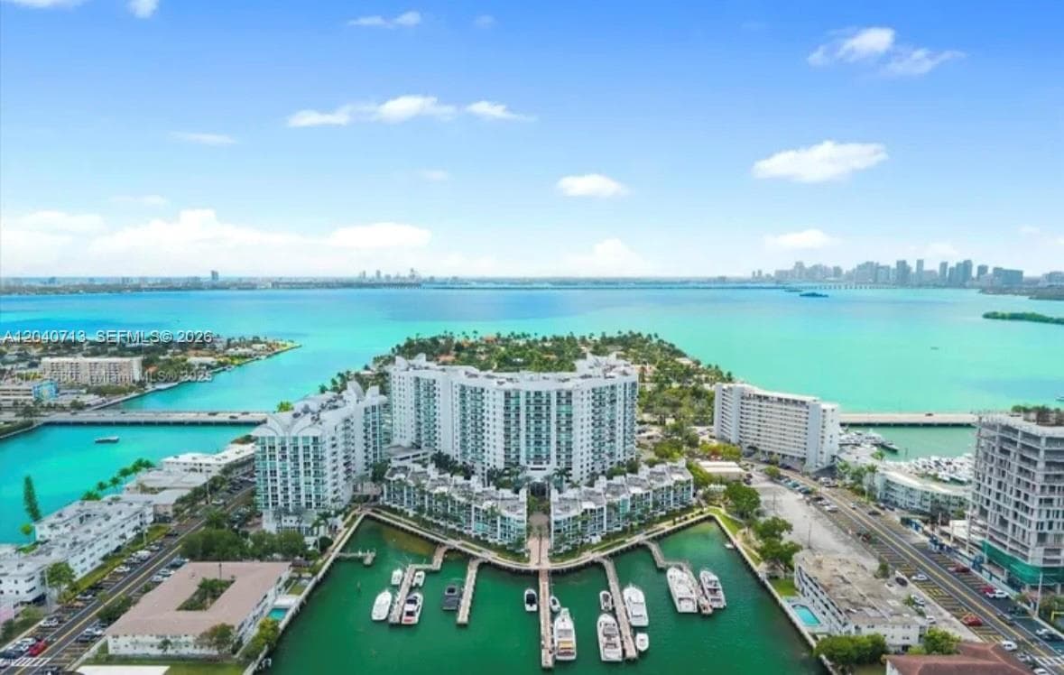 360 CONDO A · #1424 in North Bay Village - Photo 1