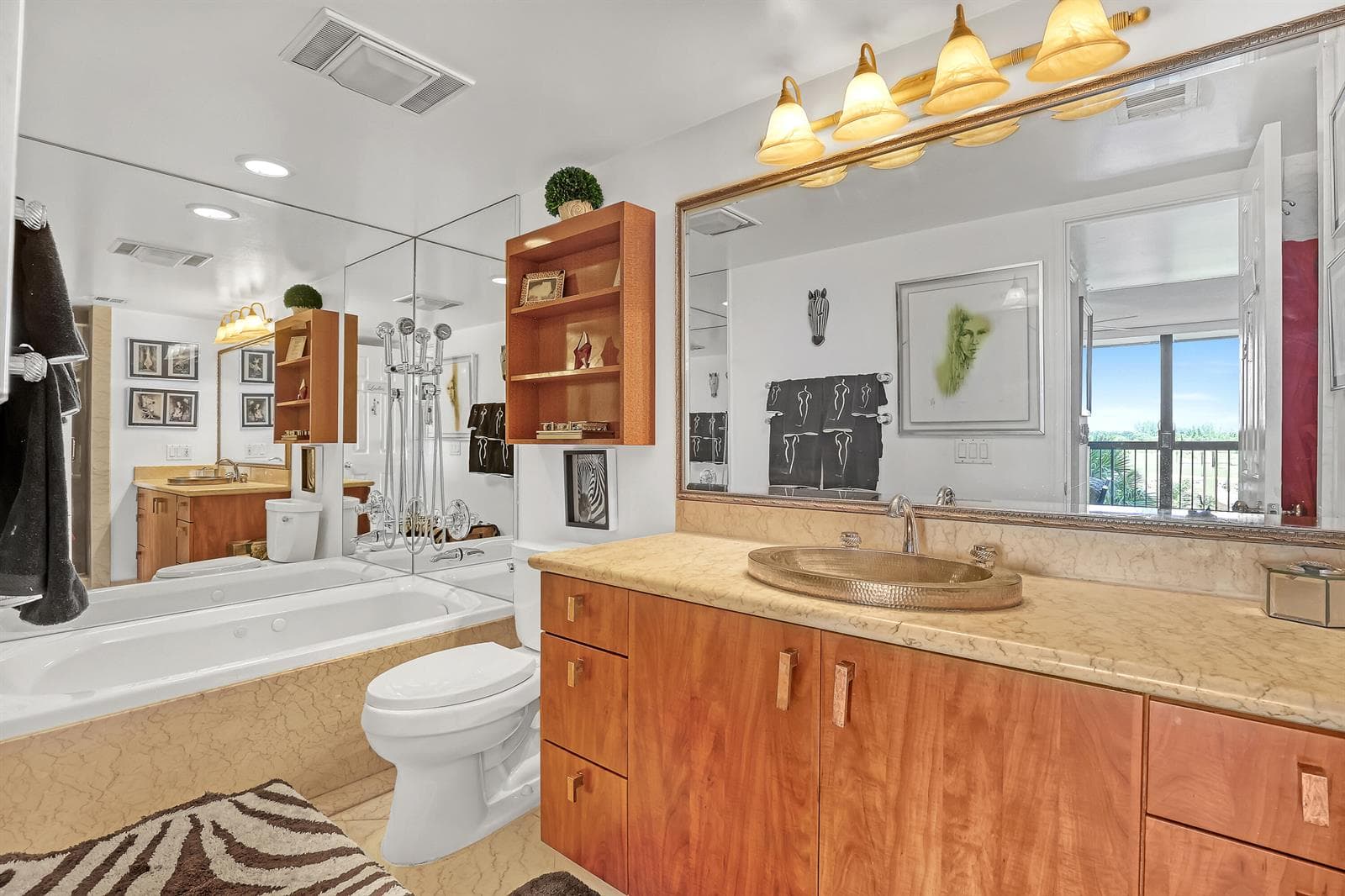 Primary Bath With Soaking Tub