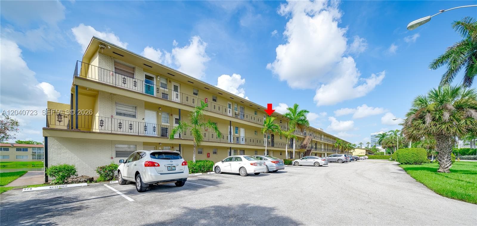 BISCAYNE LAKE GDN BLDG B · #34B in Aventura - Photo 1
