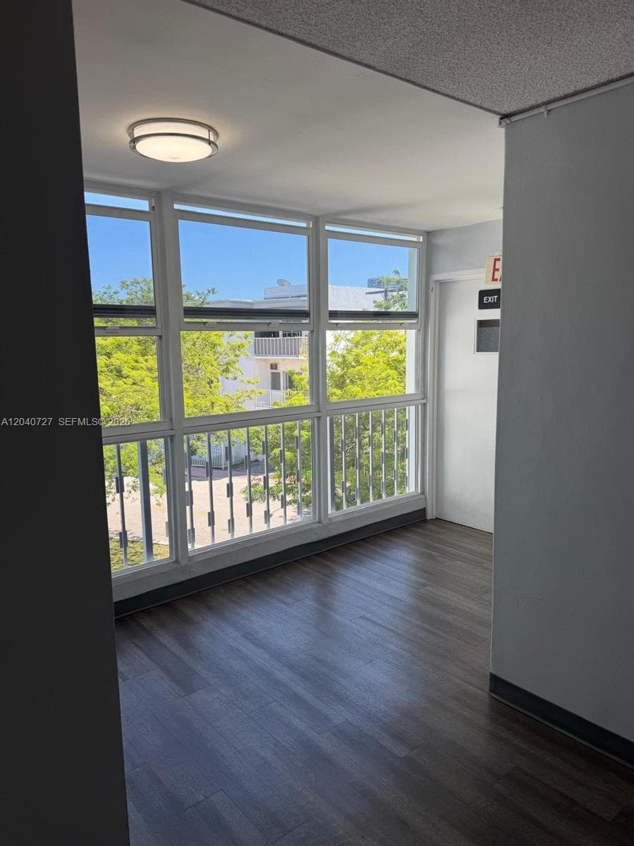 Lissette condo · #303 in Miami Beach - Photo 25