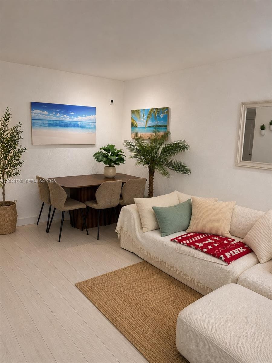 1818 Meridian House · #2B in Miami Beach - Photo 2