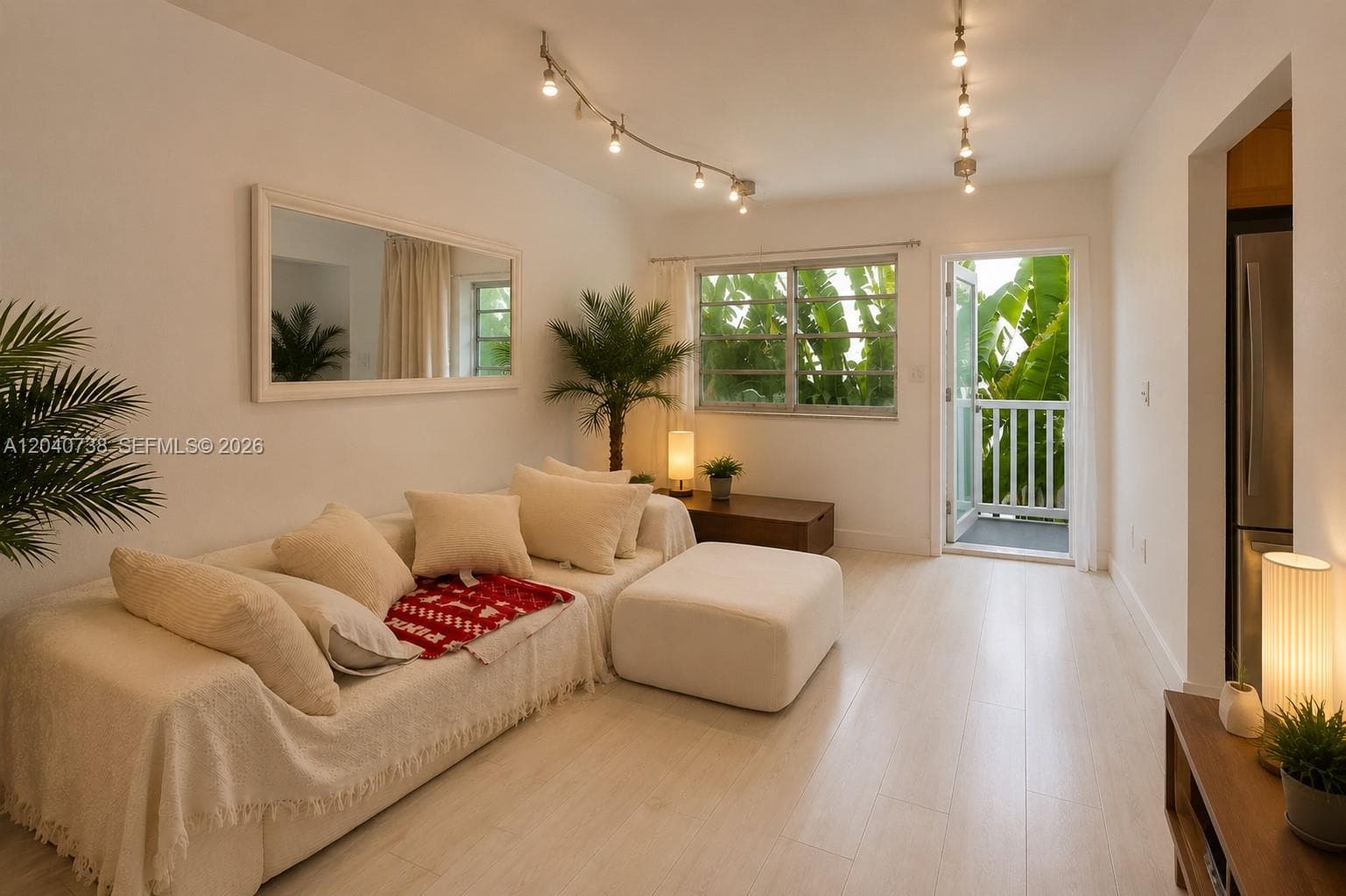 1818 Meridian House · #2B in Miami Beach - Photo 1