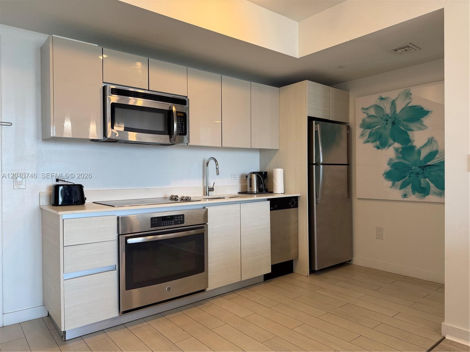 BEACHWALK · #R1910 in Hallandale Beach - Photo 11