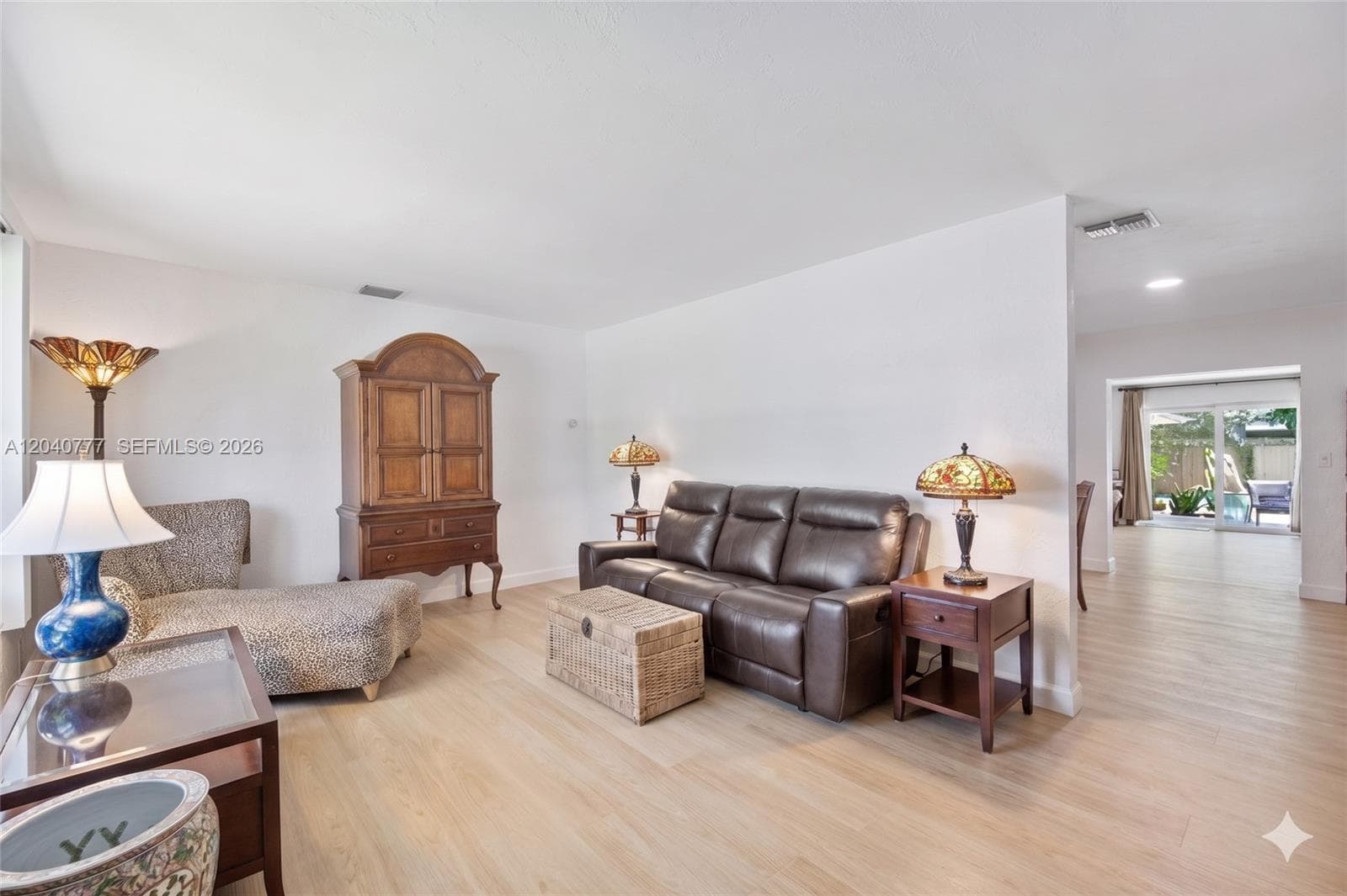 9241 SW 183rd Ter photo 2