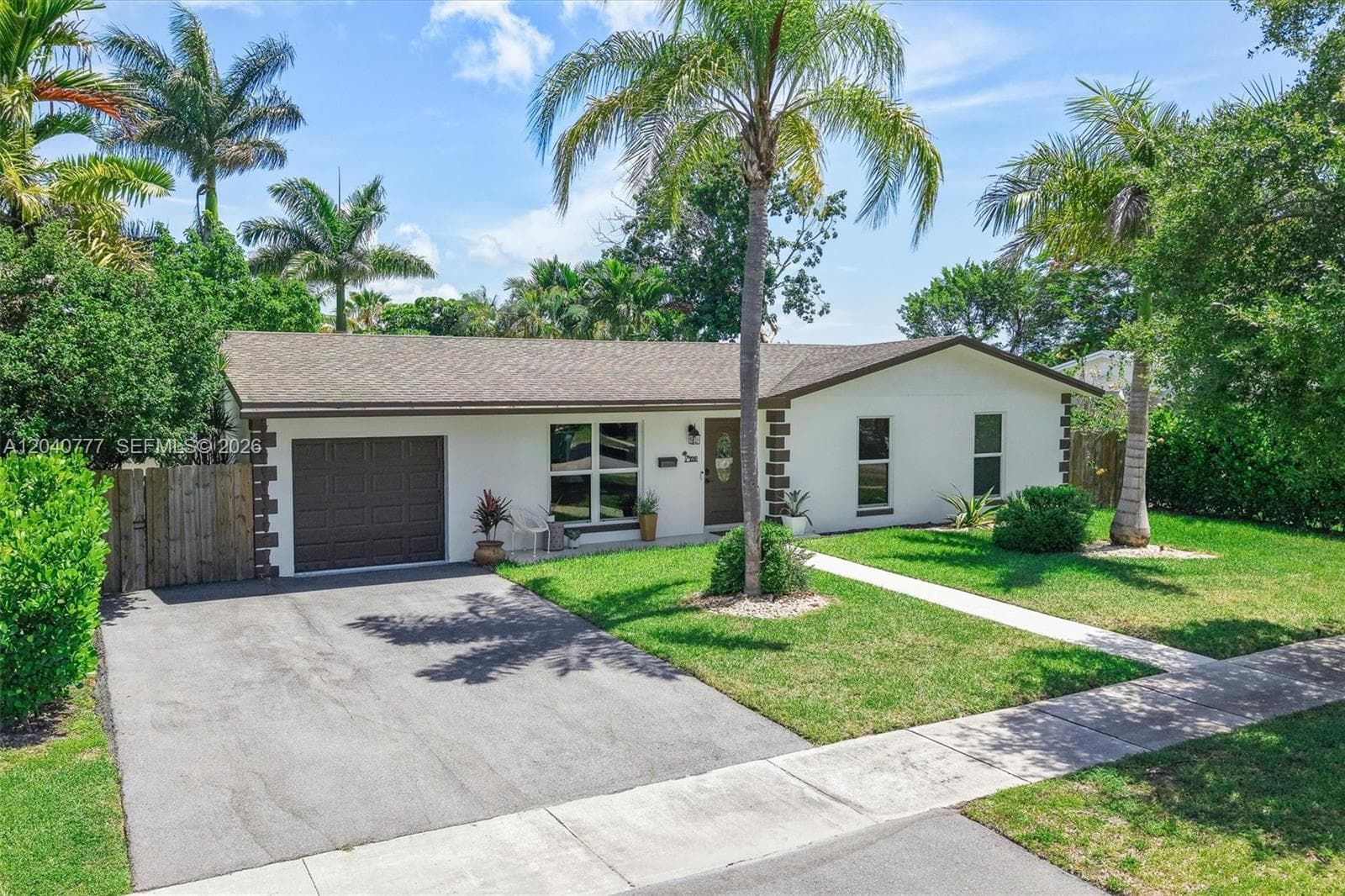 9241 SW 183rd Ter photo 1