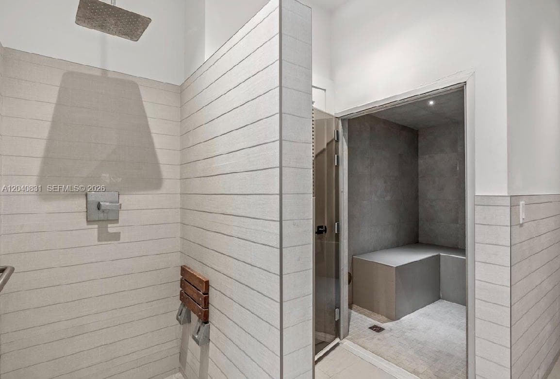 ROYAL CLUB CONDOMINIUM · #1603 in Miami Beach - Photo 47