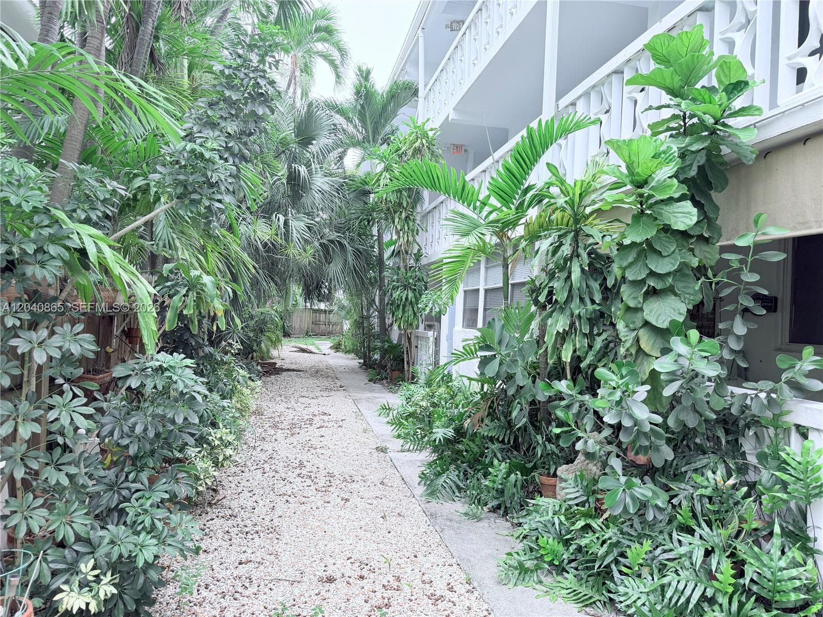 GOLDEN KEY · #2 in Bay Harbor Islands - Photo 24
