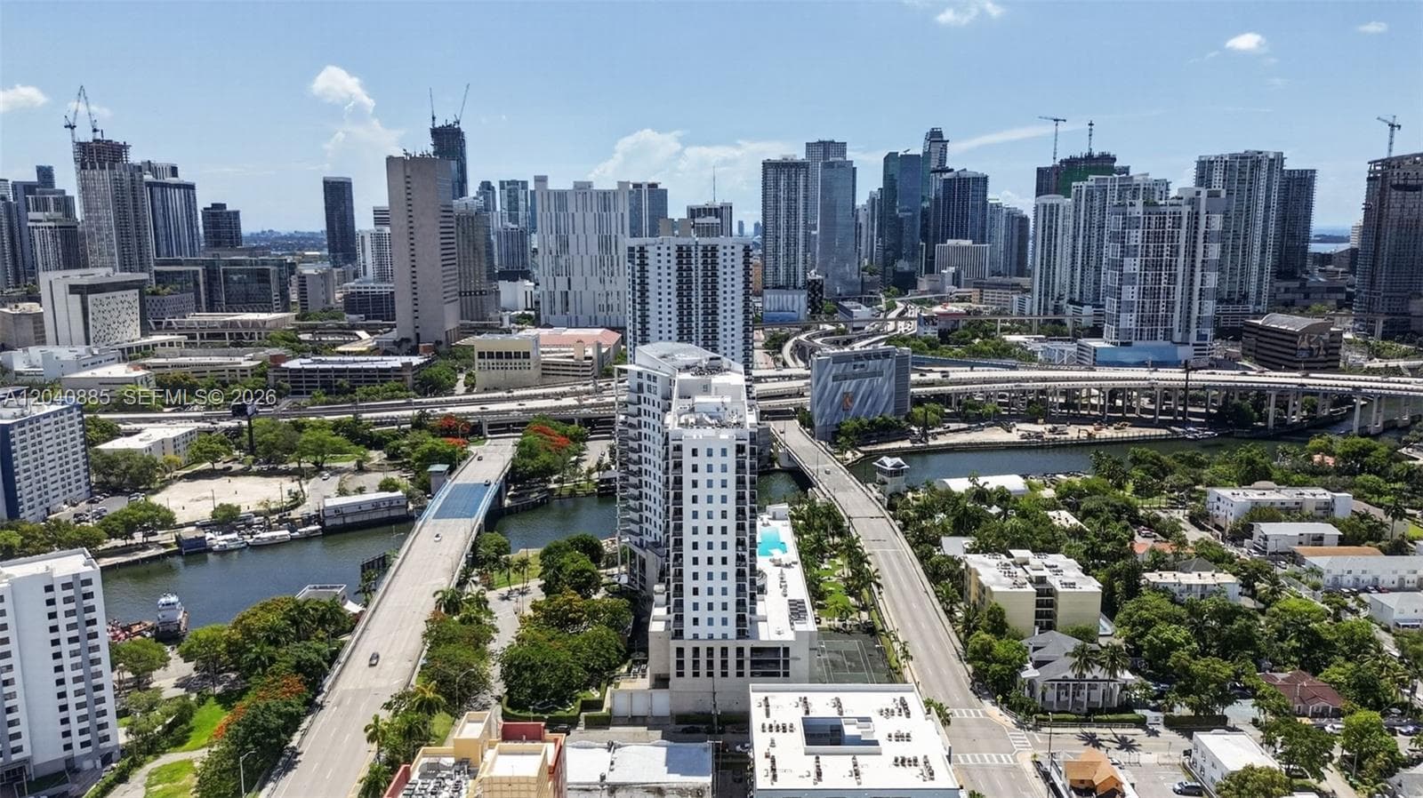 NEO CONDO · #1005 in Miami - Photo 4