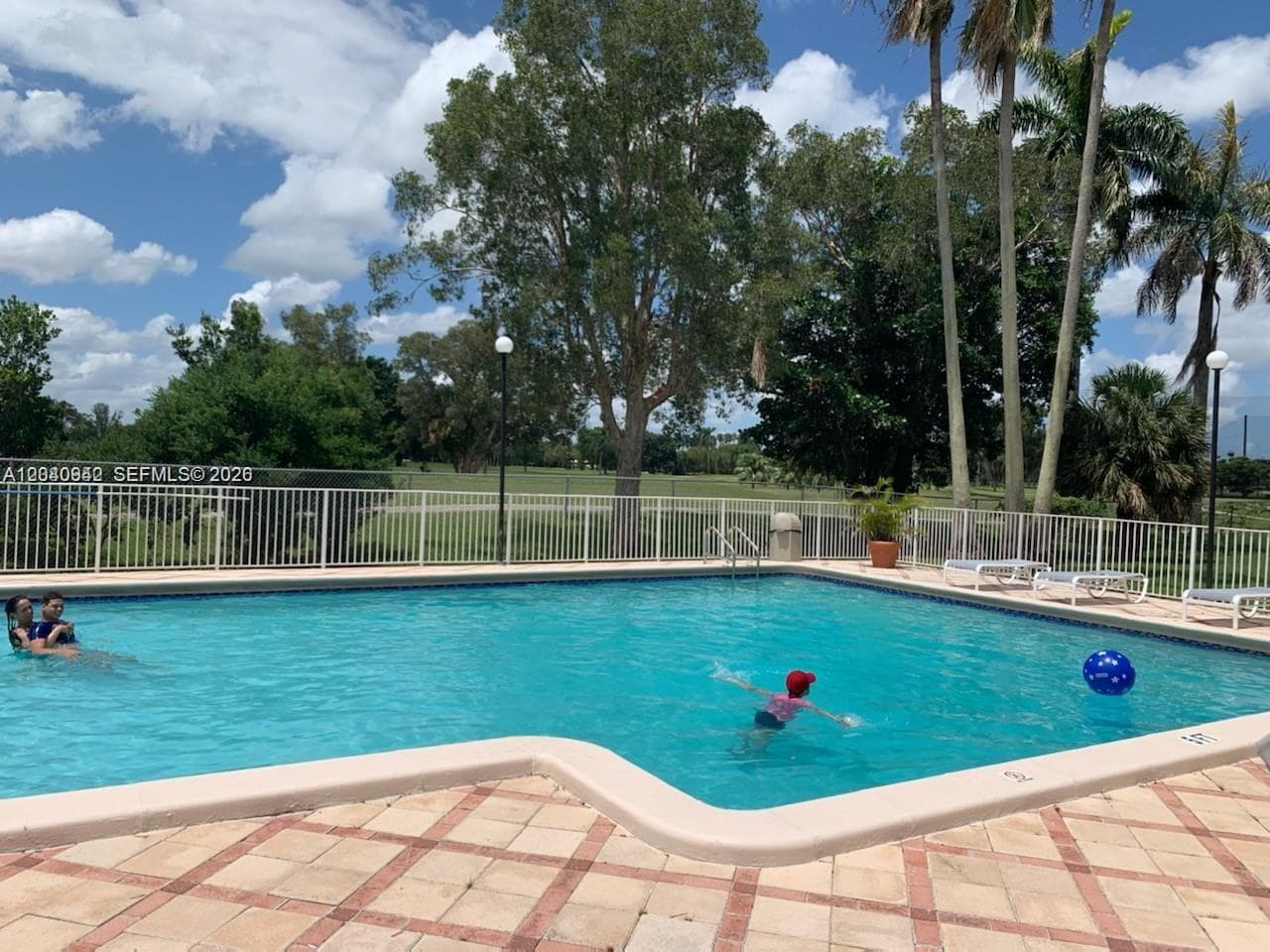 LAS BRISAS @COUNTRY CLUB · #D310 in Hialeah - Photo 7