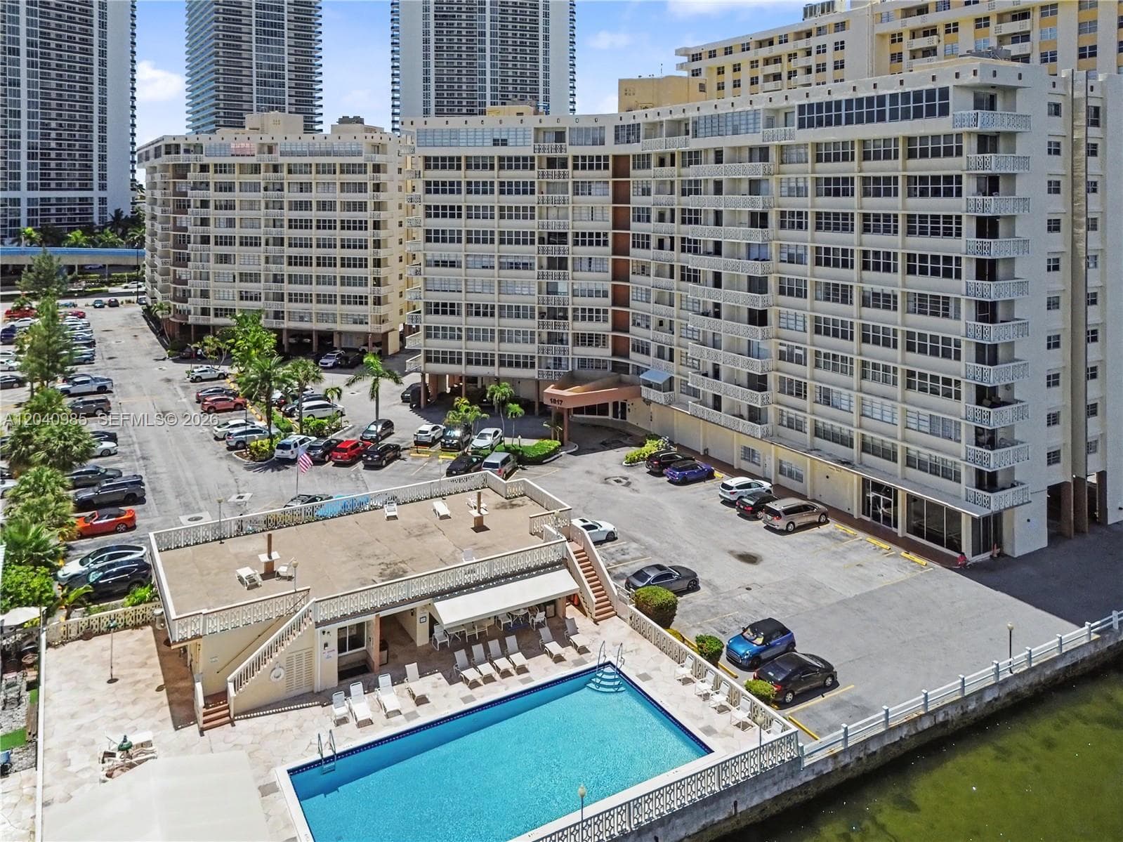 Imperial Towers · #620 in Hallandale Beach - Photo 4