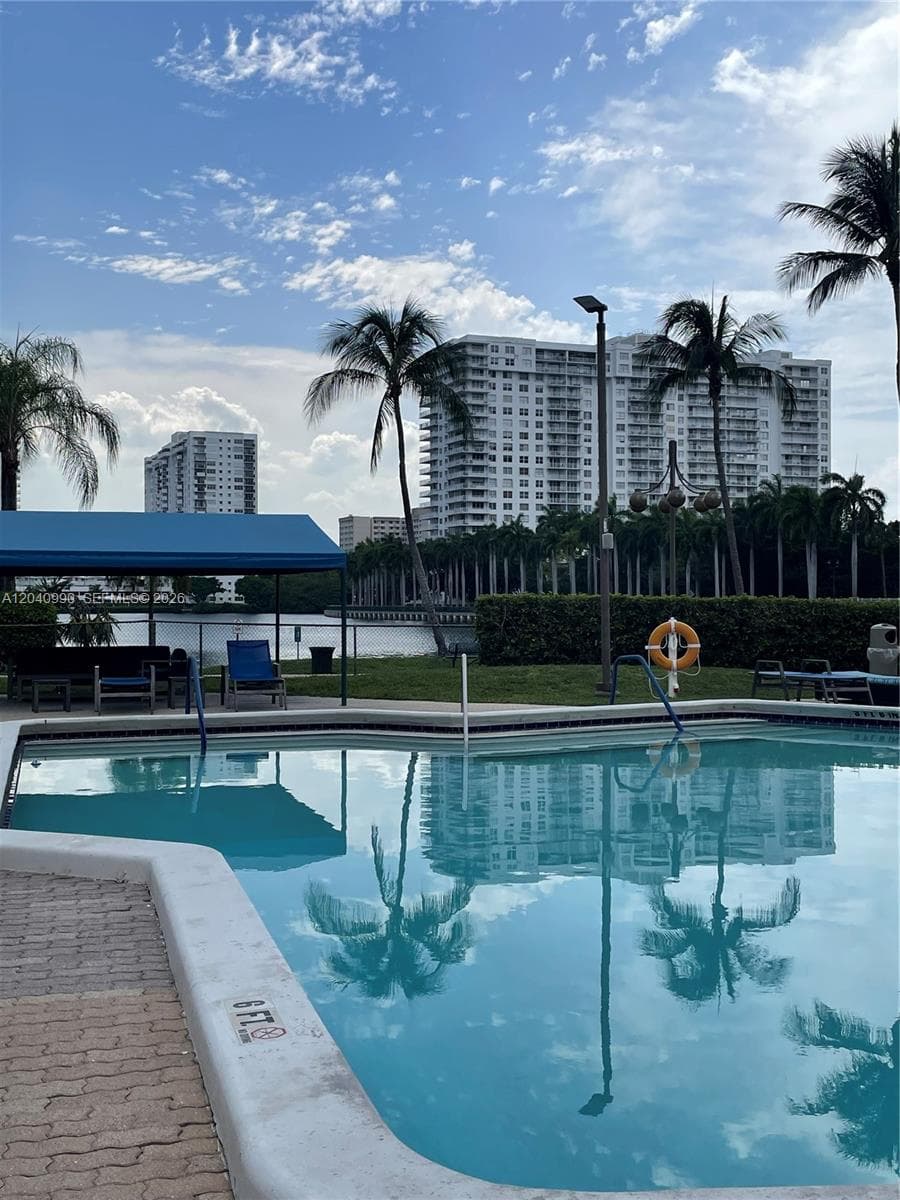 Biscayne Cove Condominium · #305 in Aventura - Photo 26