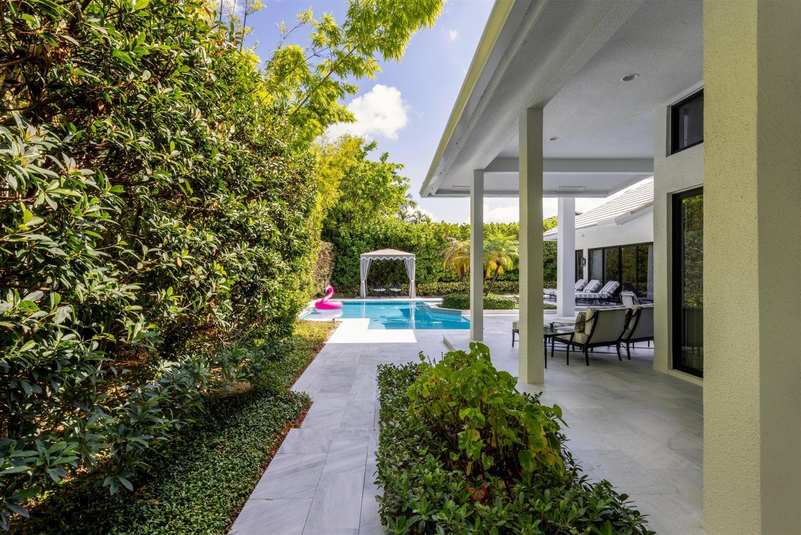 PATIO_TO_POOL