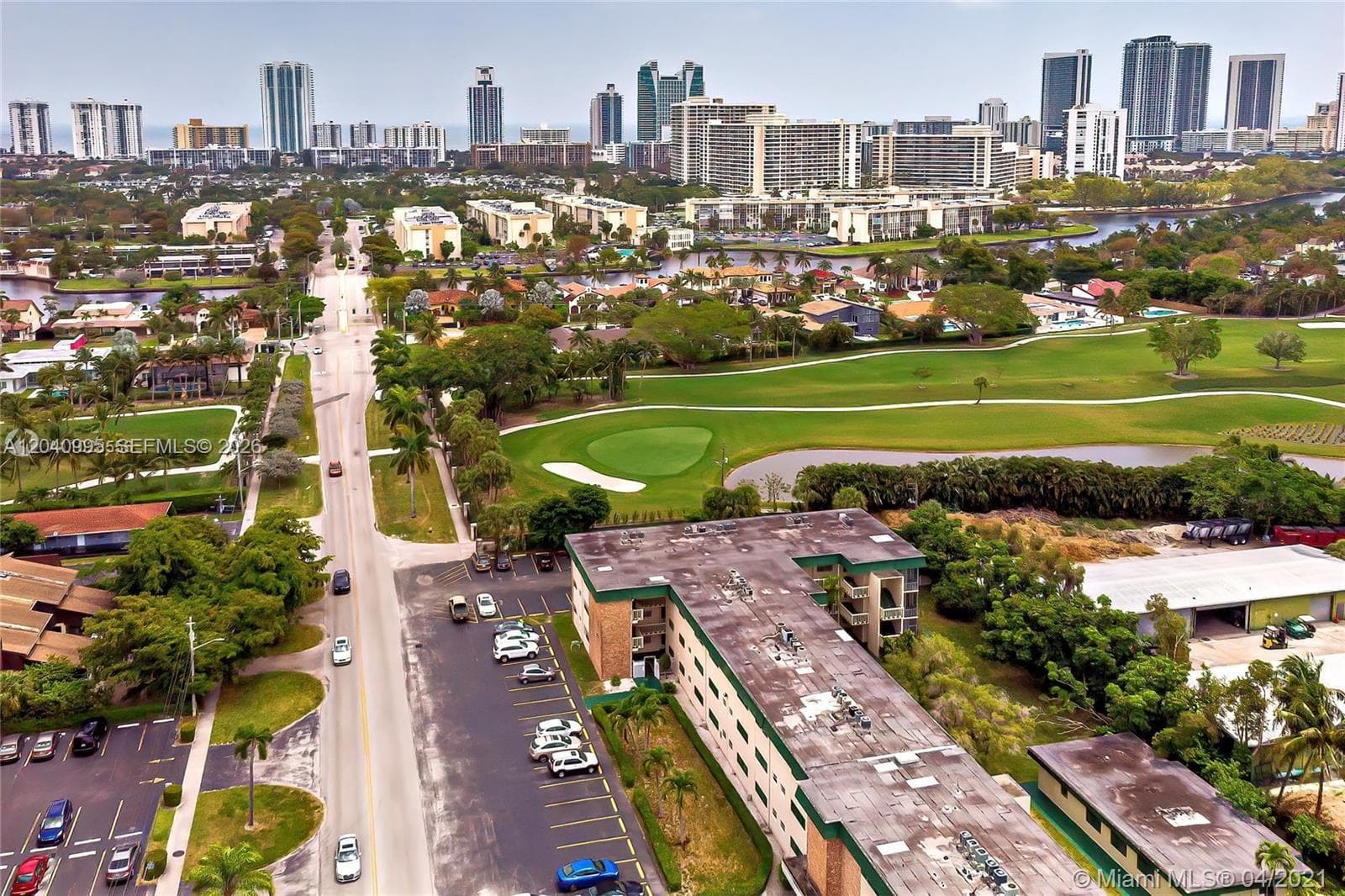 17th Green Condo · #109 in Hallandale Beach - Photo 1