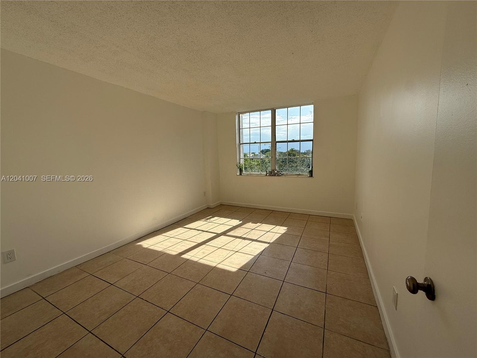 DIXIE TERRACE CONDO · #410 in North Miami - Photo 13