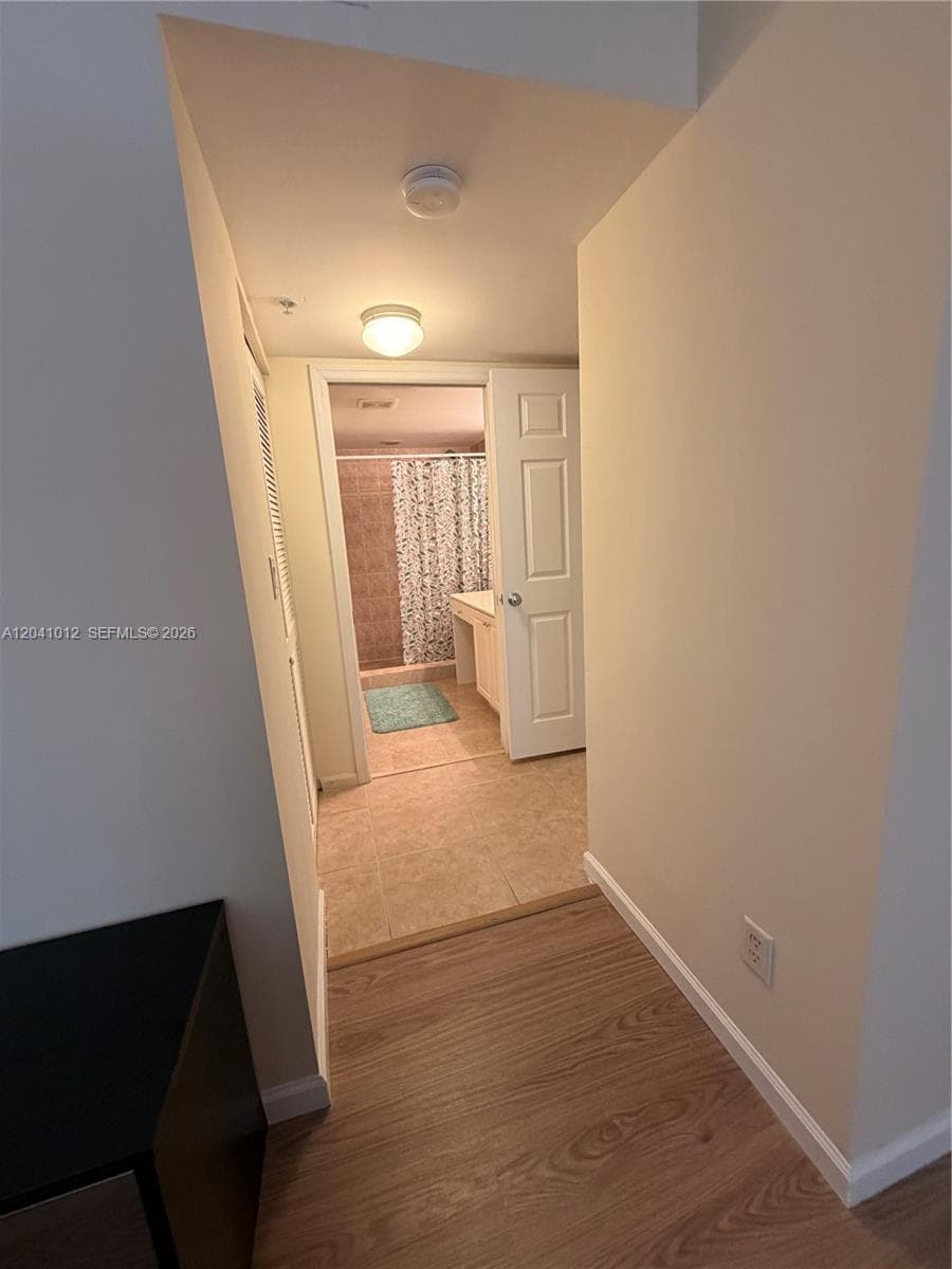 SHERIDAN BEACH CLUB CONDO · #105 in Dania Beach - Photo 17