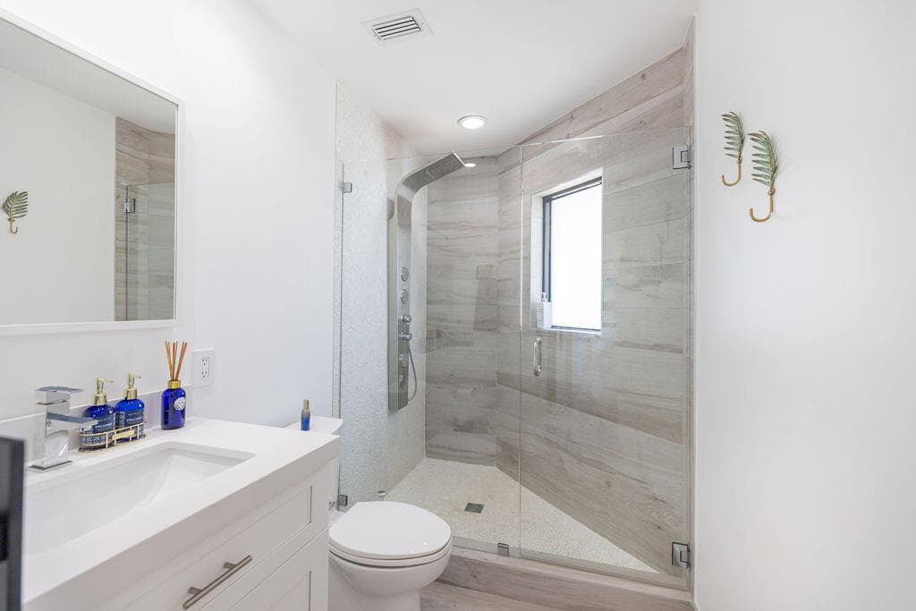 290 NW 6th Street, Boca Raton
