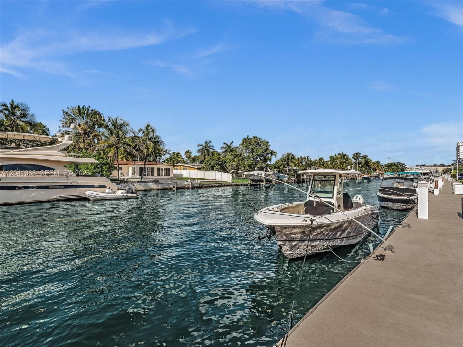 KEYSTONE TOWERS CONDO For Sale 2020 NE 135th St # 601NORTH MIAMI, FL 33181