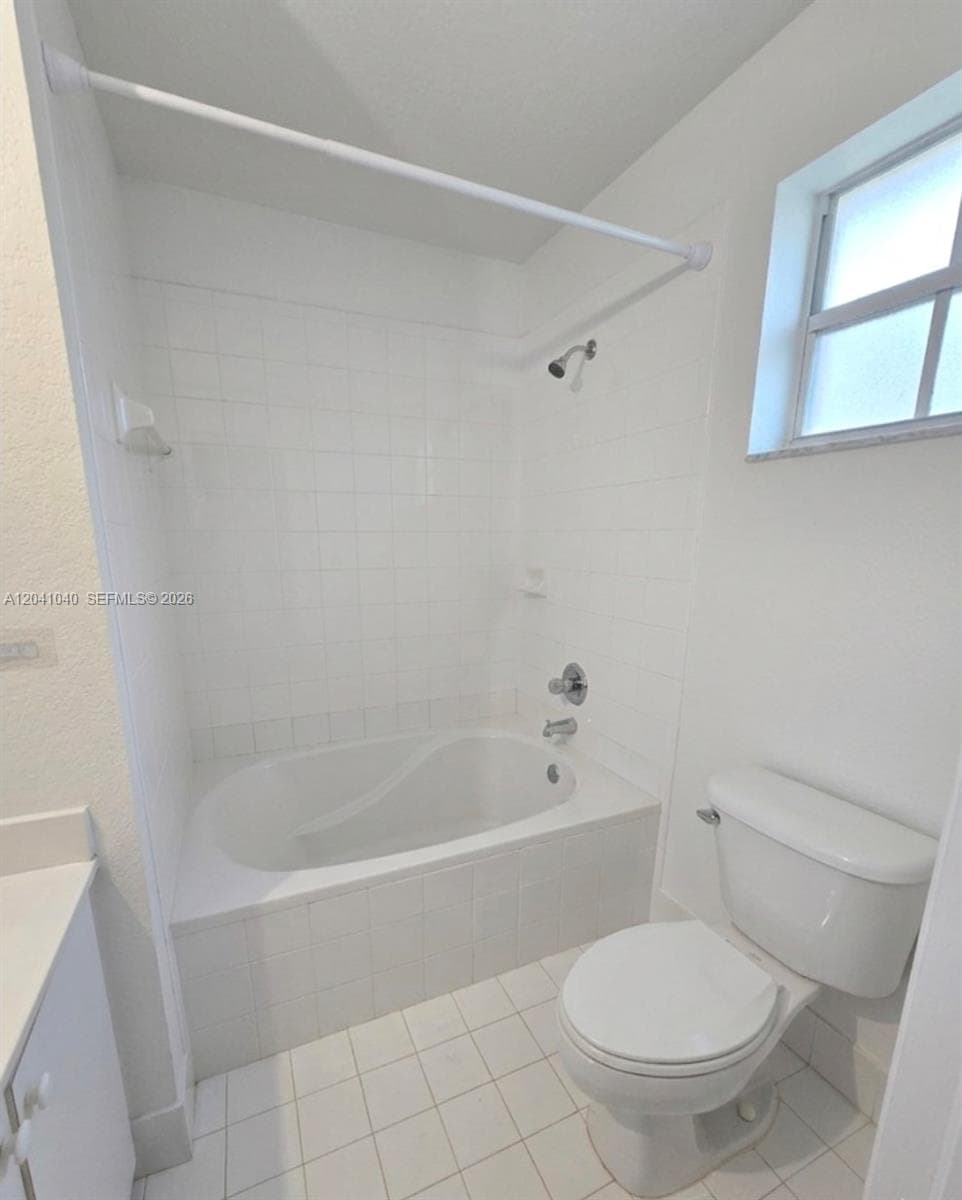 CENTURY PARK CONDO NO 2 · #204 in Miami - Photo 11
