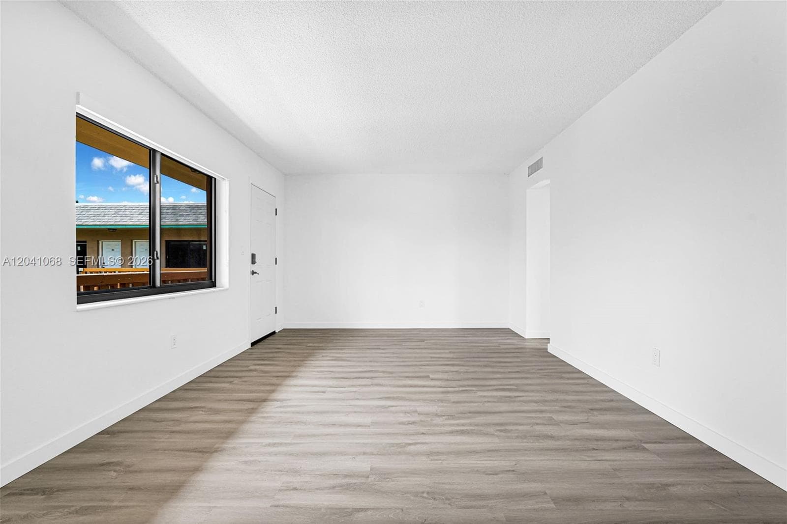 13210 Memorial Hwy · #217 in North Miami - Photo 9