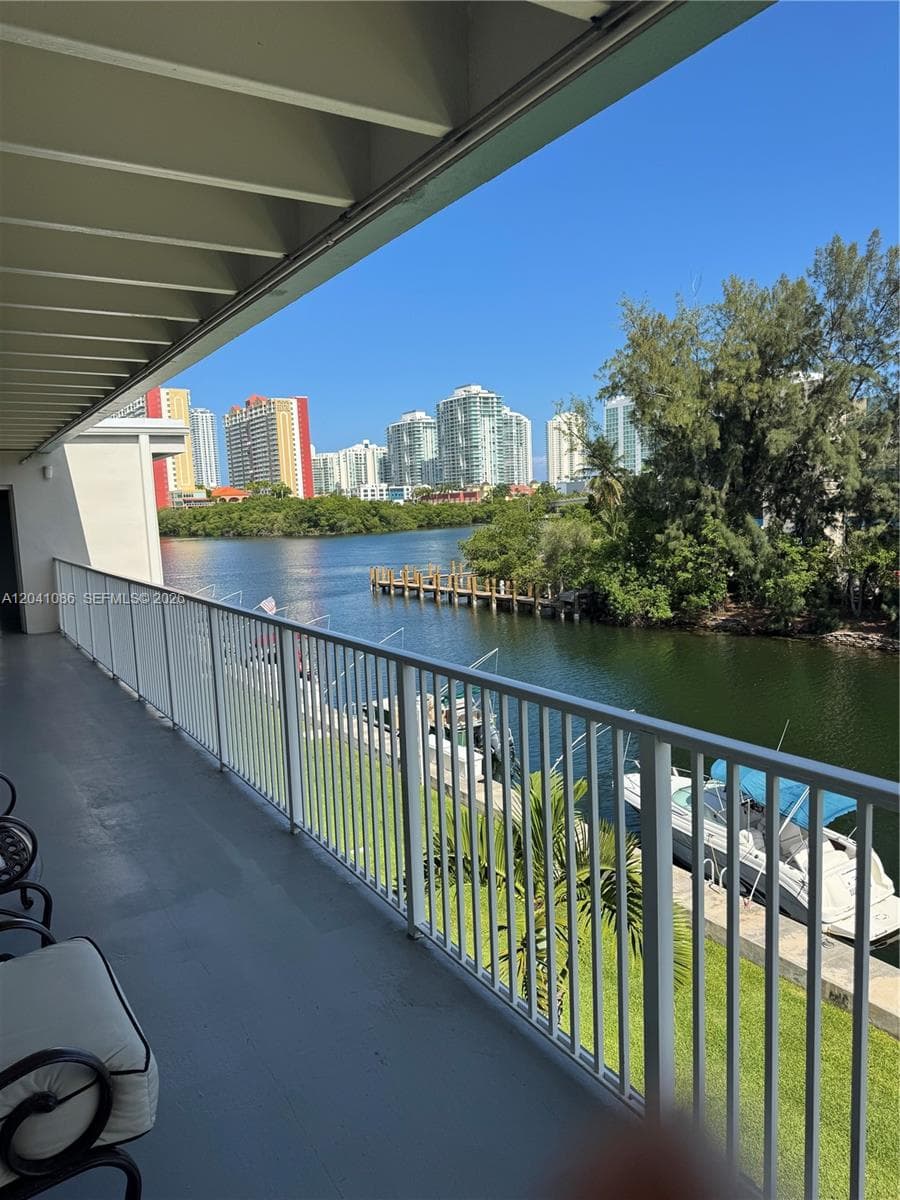 EASTERN SHORES PALO ALTO · #S306 in North Miami Beach - Photo 4