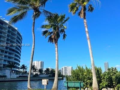 VILLAGE BY THE BAY CONDO · #6301 in Aventura - Photo 20