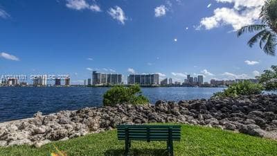 VILLAGE BY THE BAY CONDO · #6301 in Aventura - Photo 21