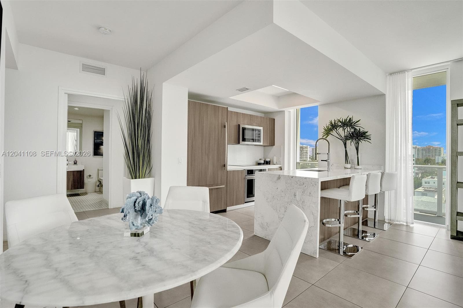TIFFANY HOUSE CONDO · #715 in Fort Lauderdale - Photo 2
