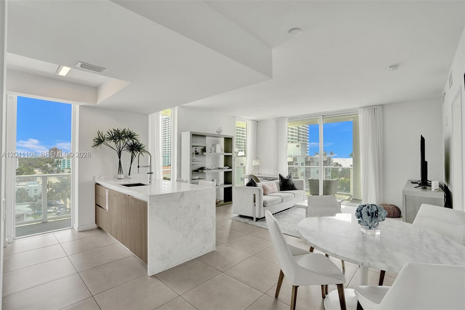 TIFFANY HOUSE CONDO · #715 in Fort Lauderdale - Photo 1