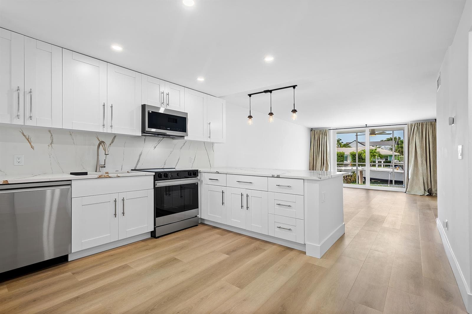 750 Ne Spanish River Boulevard #1090