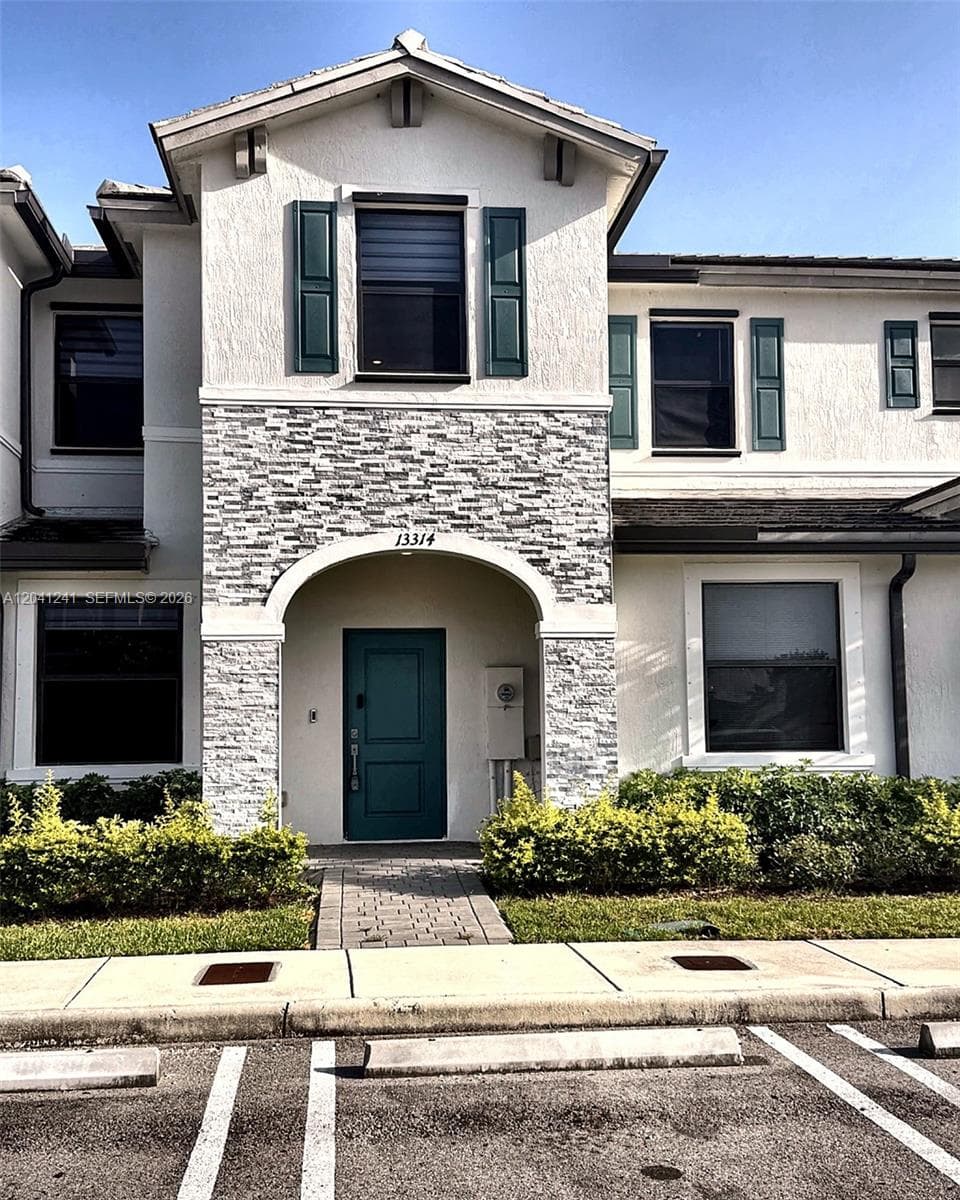 13314 SW 286th Ter photo 3