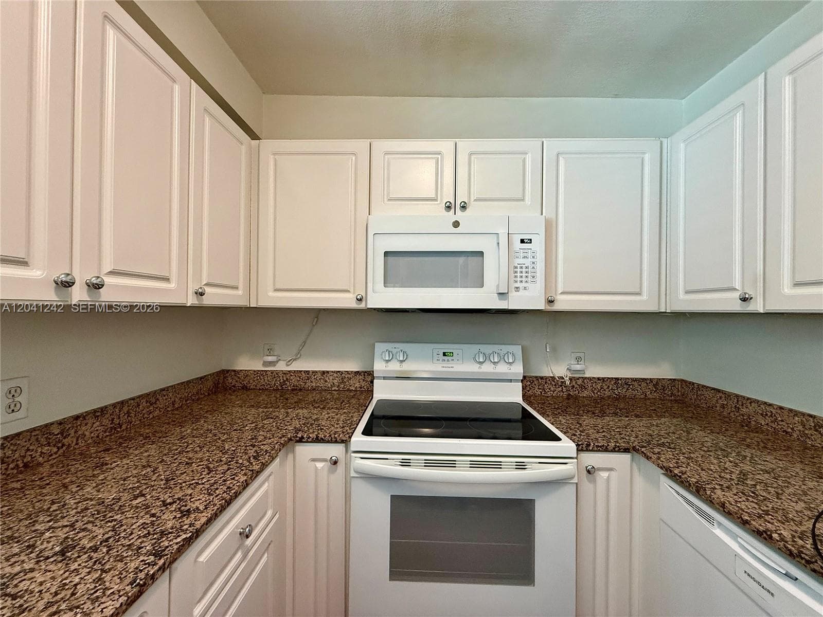 ROND POINT CONDO · #407 in Miami Beach - Photo 1