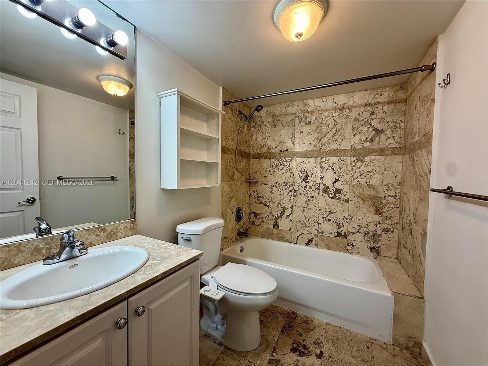 ROND POINT CONDO · #407 in Miami Beach - Photo 11