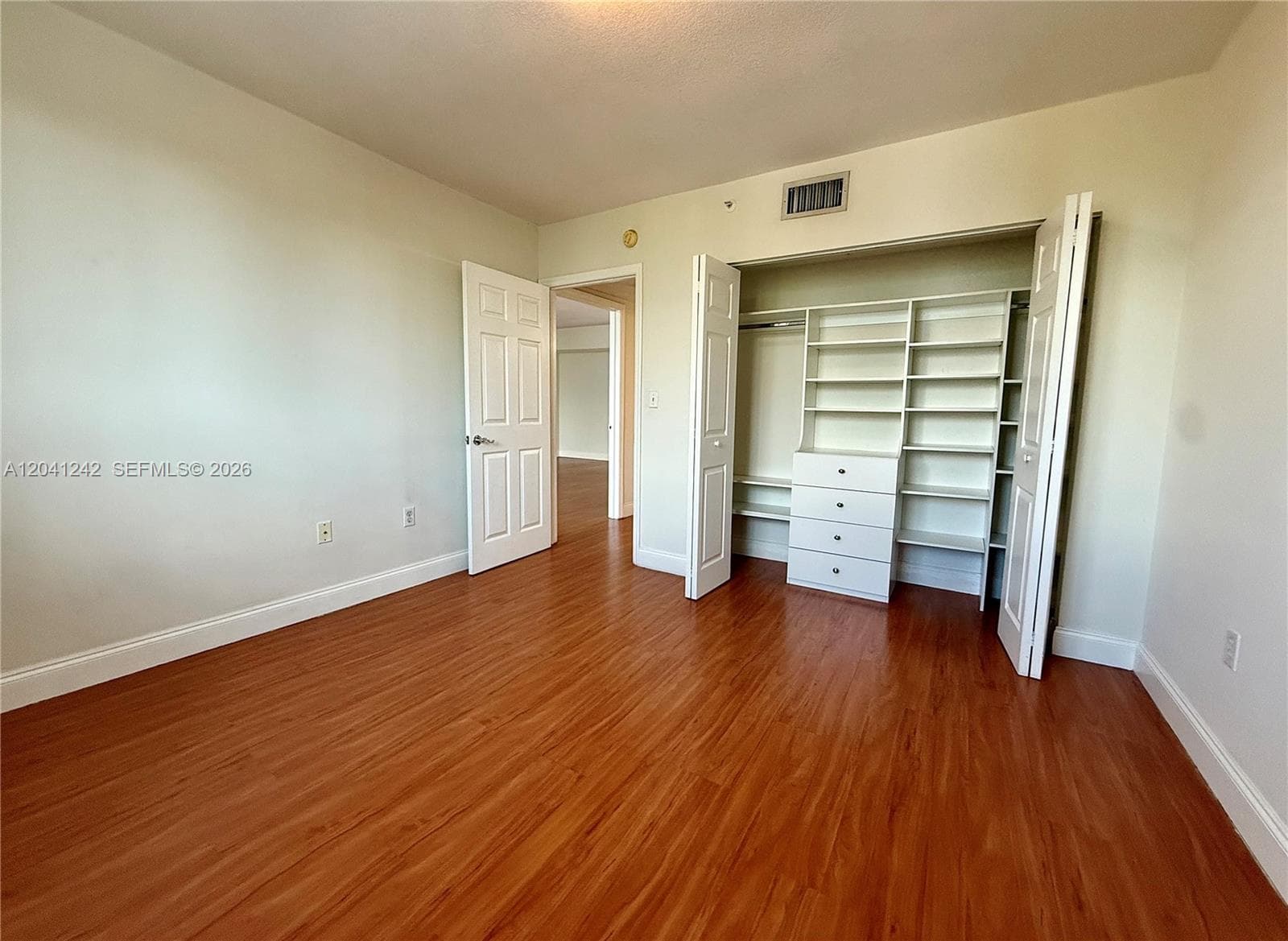 ROND POINT CONDO · #407 in Miami Beach - Photo 8