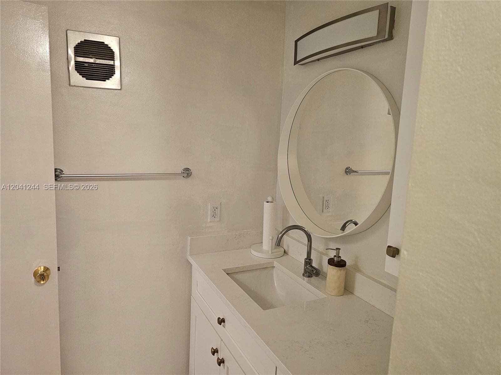 FIRST GULFSTREAM GARDEN · #205A in Hallandale Beach - Photo 15