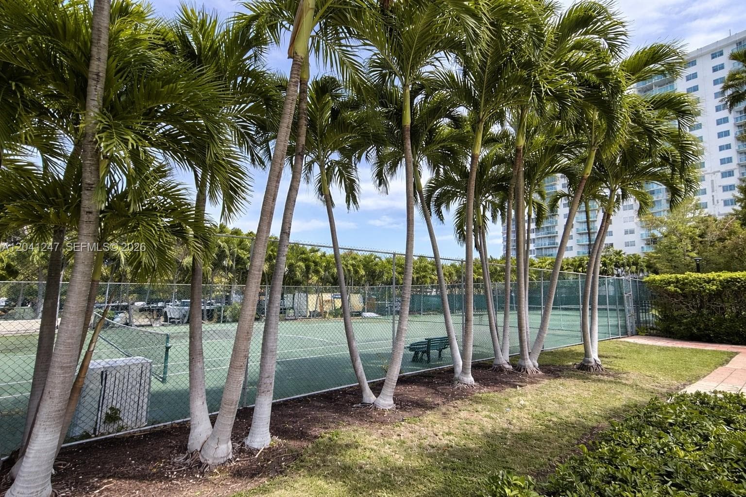 OCEANVIEW BUILDING B COND · #307 in Sunny Isles Beach - Photo 9