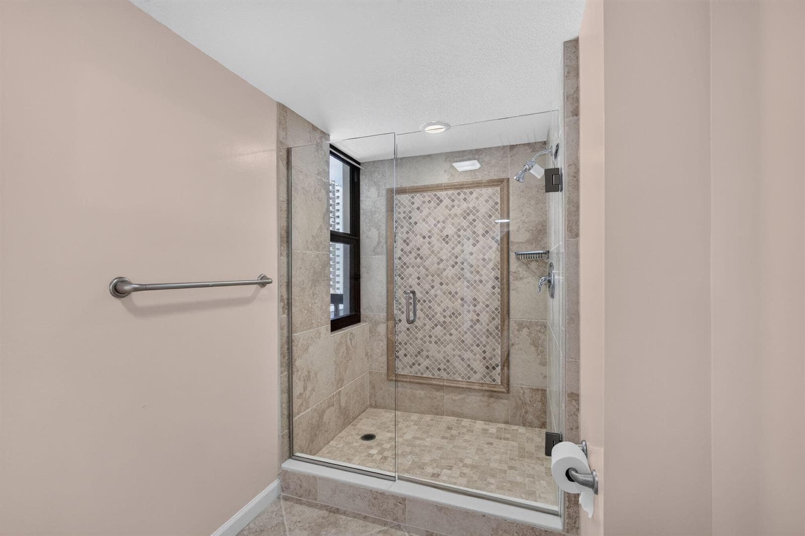 26-web-or-mls-5D1A6125