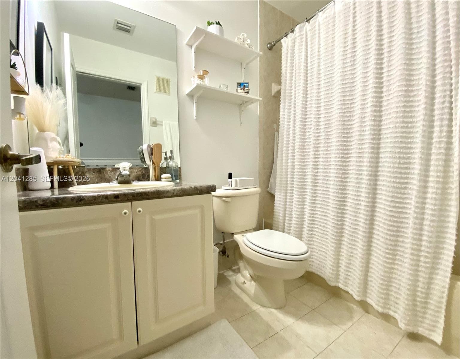 Shoma Homes · #200-16 in Hialeah - Photo 10