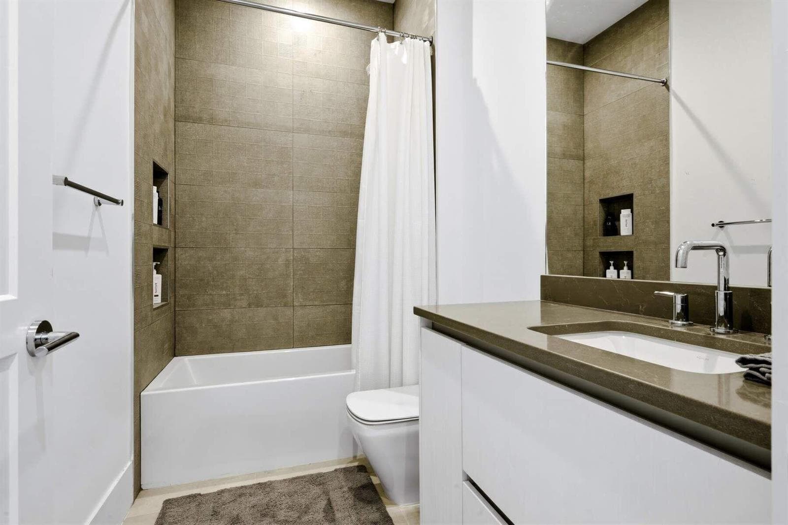 5382 Sea Biscuit Road - 67LXK2(29)