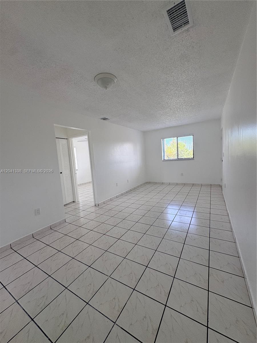 HIALEAH 4TH ADDN · #202 in Hialeah - Photo 6