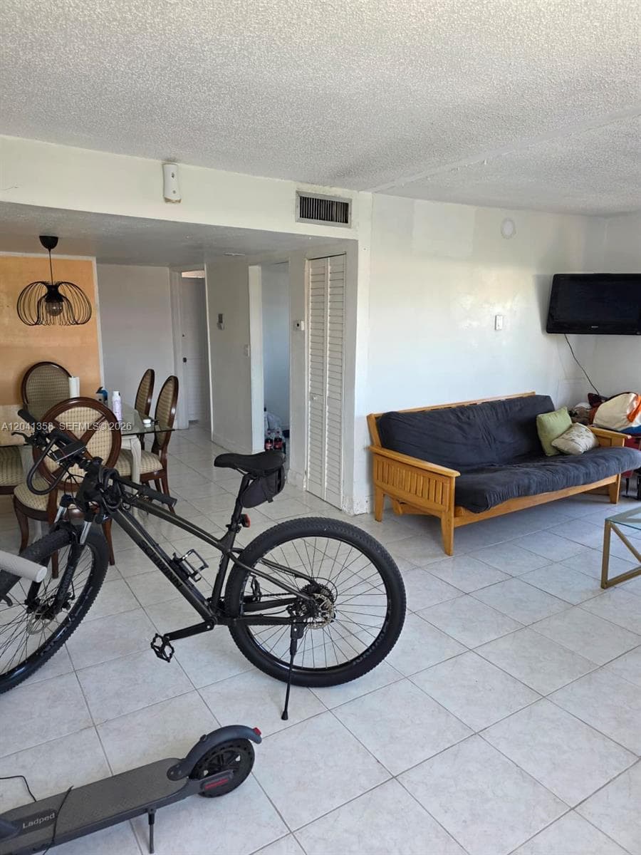 SUN ISLE CONDO · #303 in Miami Beach - Photo 6