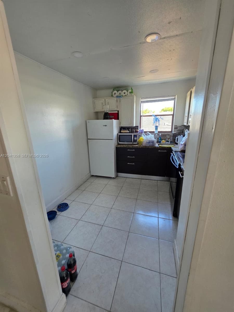 SUN ISLE CONDO · #303 in Miami Beach - Photo 13