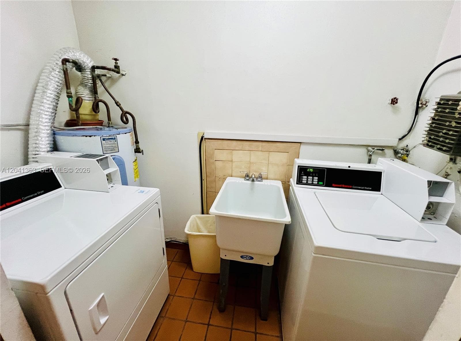 Common Laundry on each floor