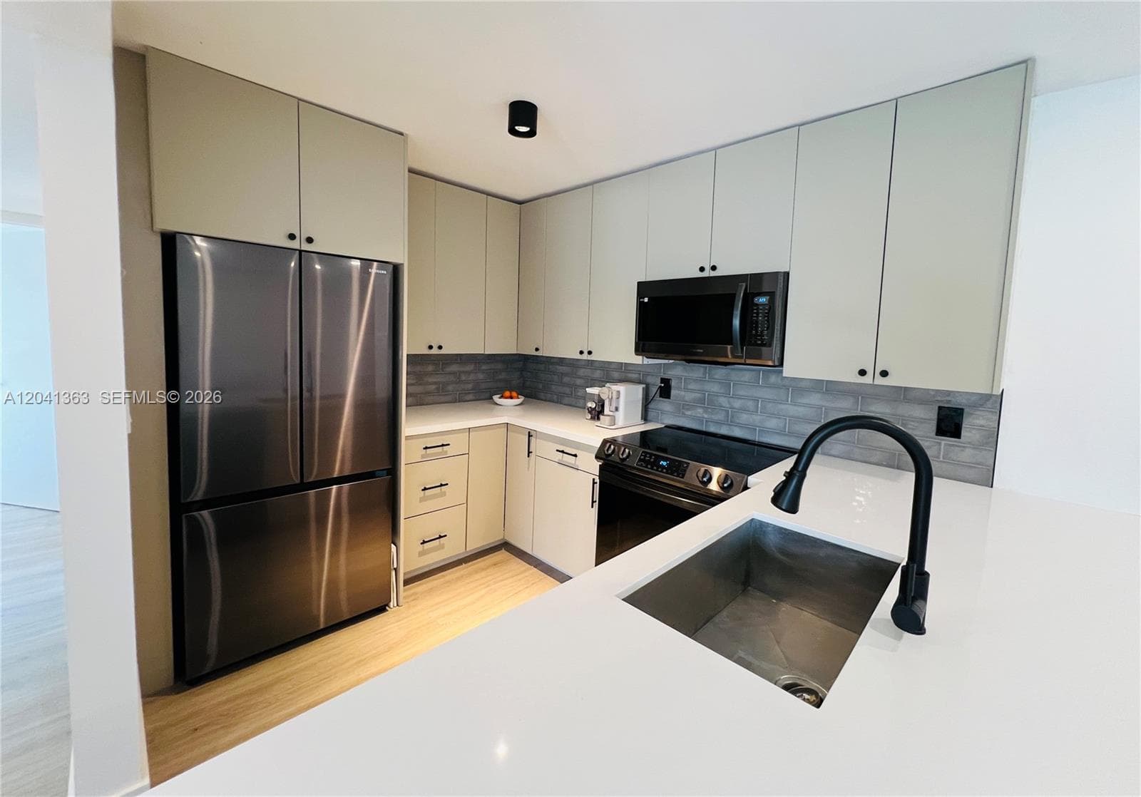 1900 MERIDIAN AVE CONDO · #306 in Miami Beach - Photo 9