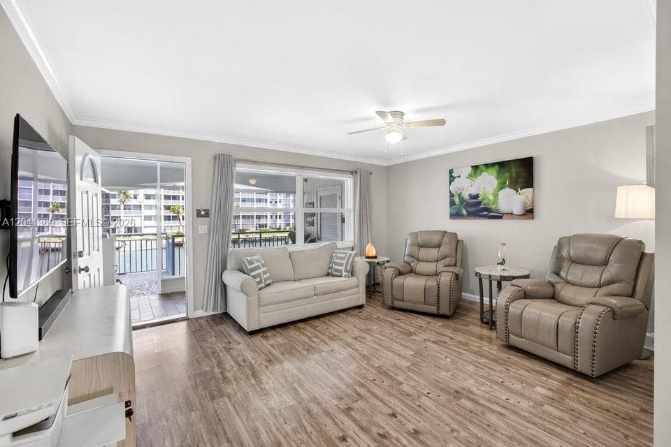 Shore Club Apts · #205 in North Palm Beach - Photo 12